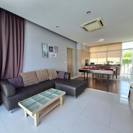 Beachtown Cha-Am Private Poolvilla From Beach 2Km Екстер'єр фото